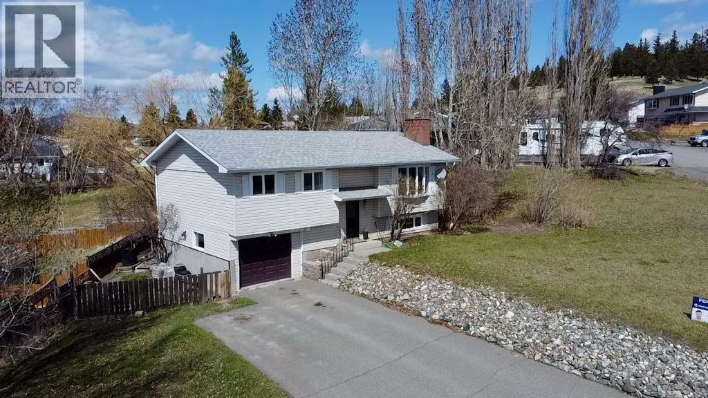 10 Beryl Drive, Logan Lake