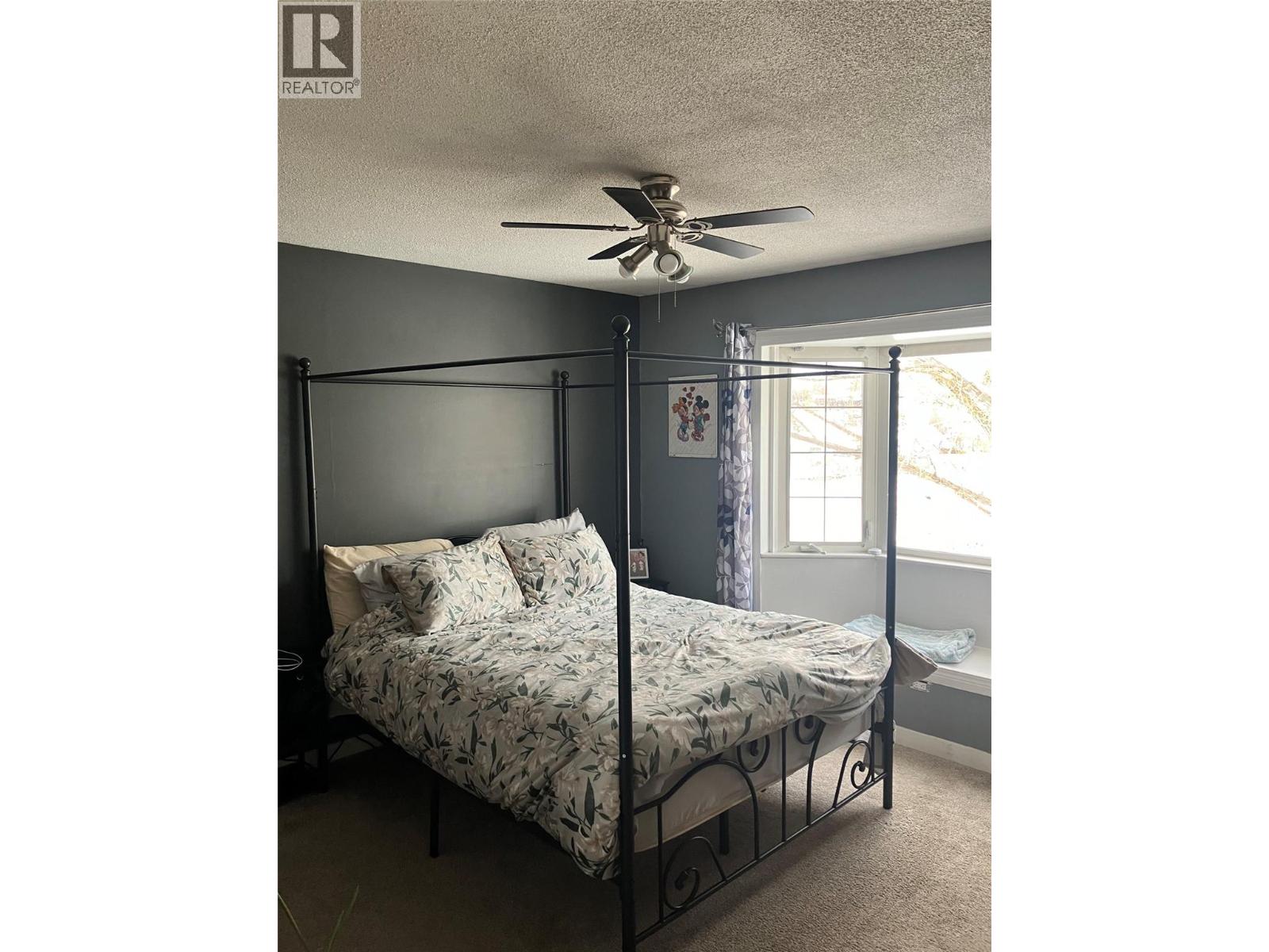 10 Beryl Drive, Logan Lake