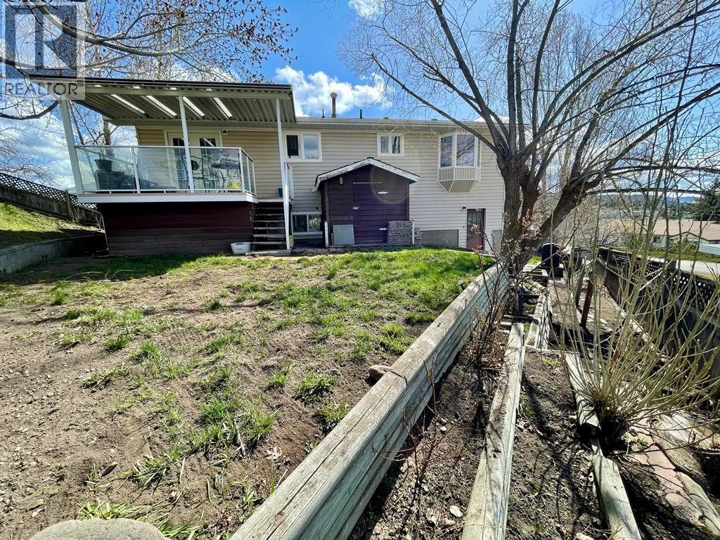 10 Beryl Drive, Logan Lake