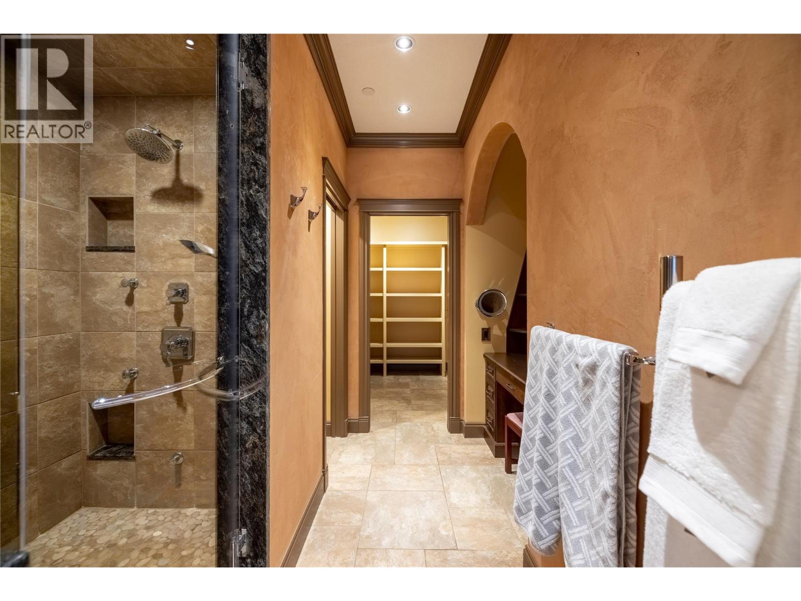  1727 Davidson Road, Lake Country