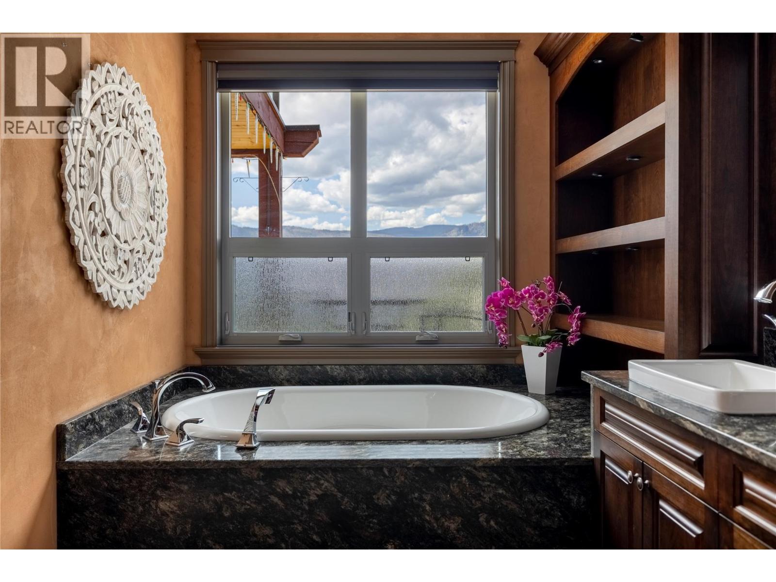  1727 Davidson Road, Lake Country