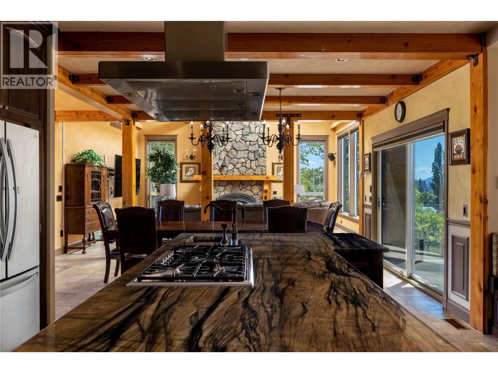  1727 Davidson Road, Lake Country