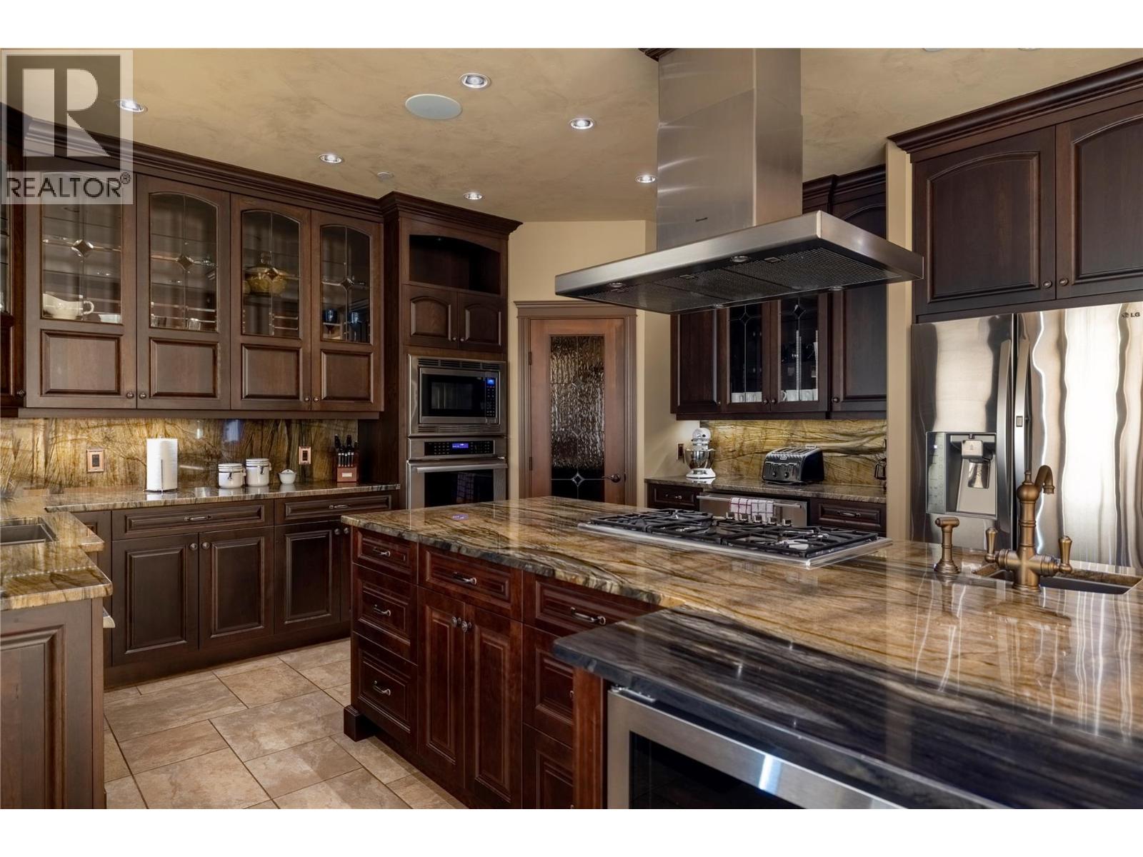  1727 Davidson Road, Lake Country