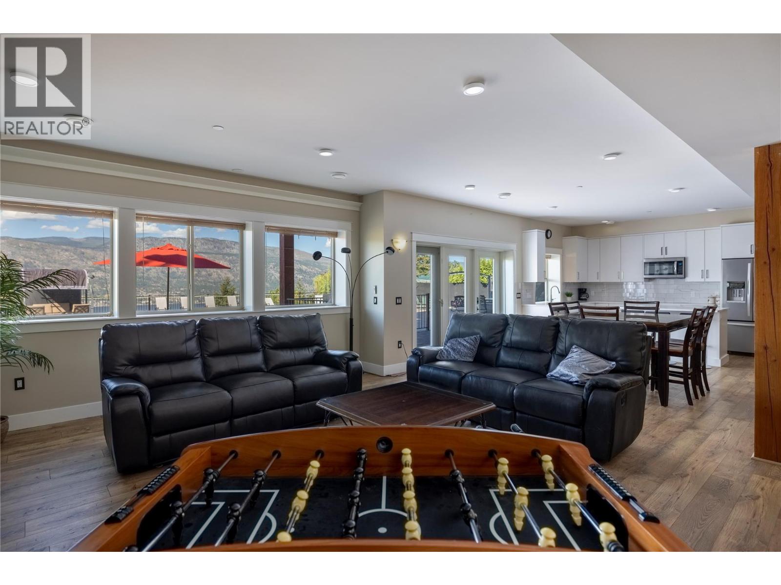  1727 Davidson Road, Lake Country