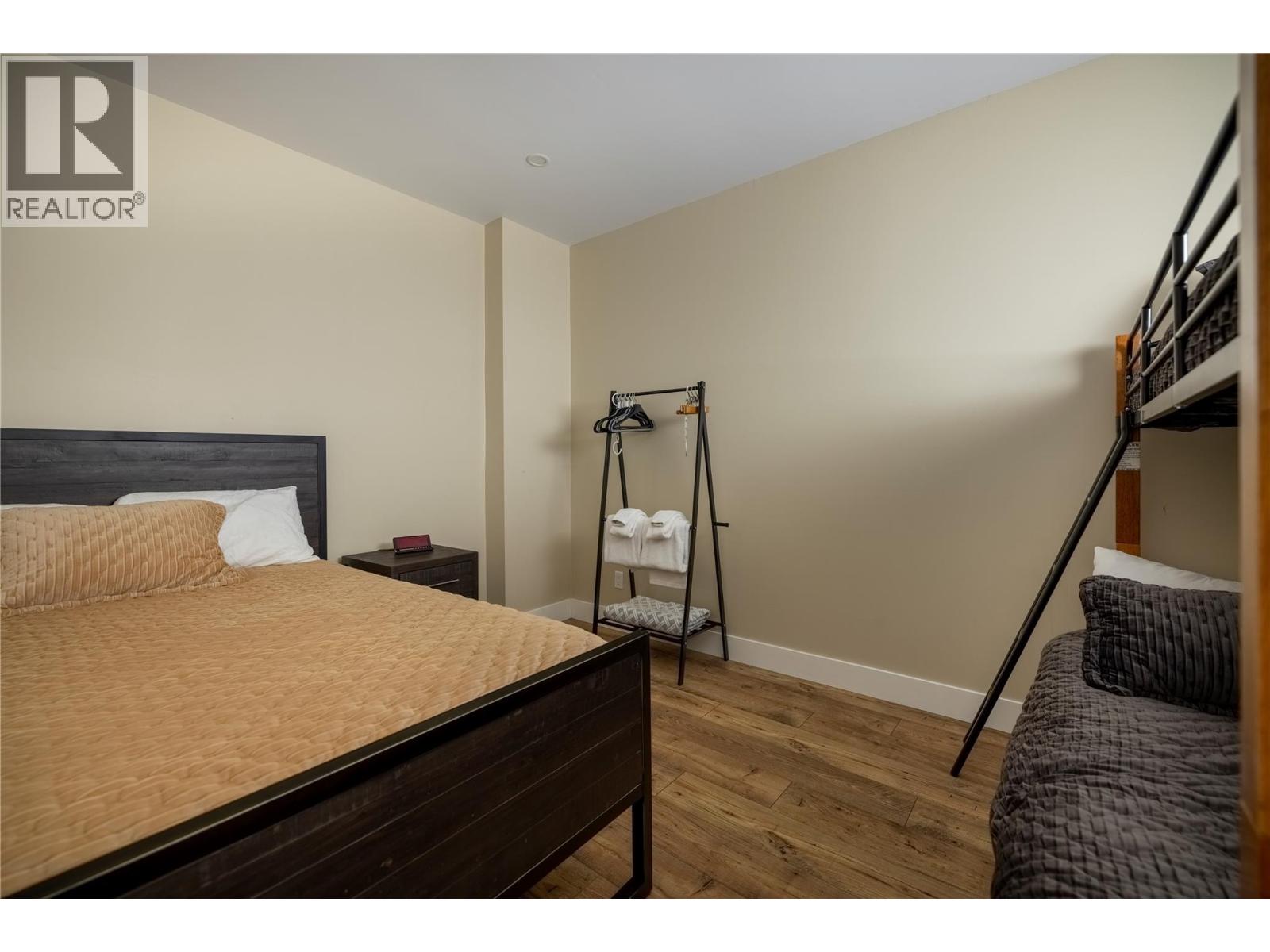  1727 Davidson Road, Lake Country