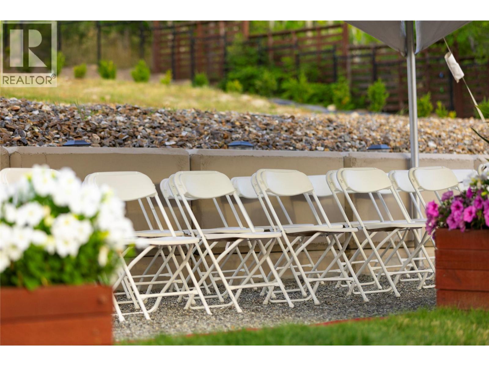  1727 Davidson Road, Lake Country