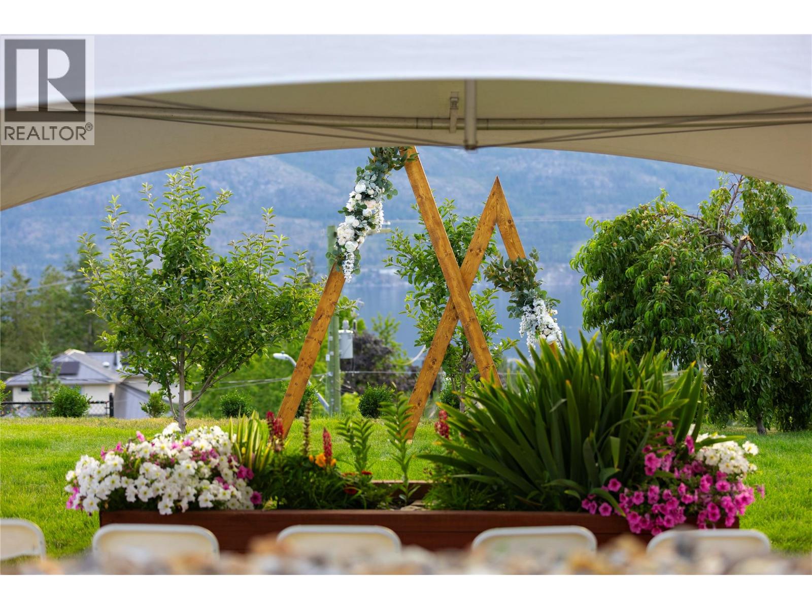  1727 Davidson Road, Lake Country