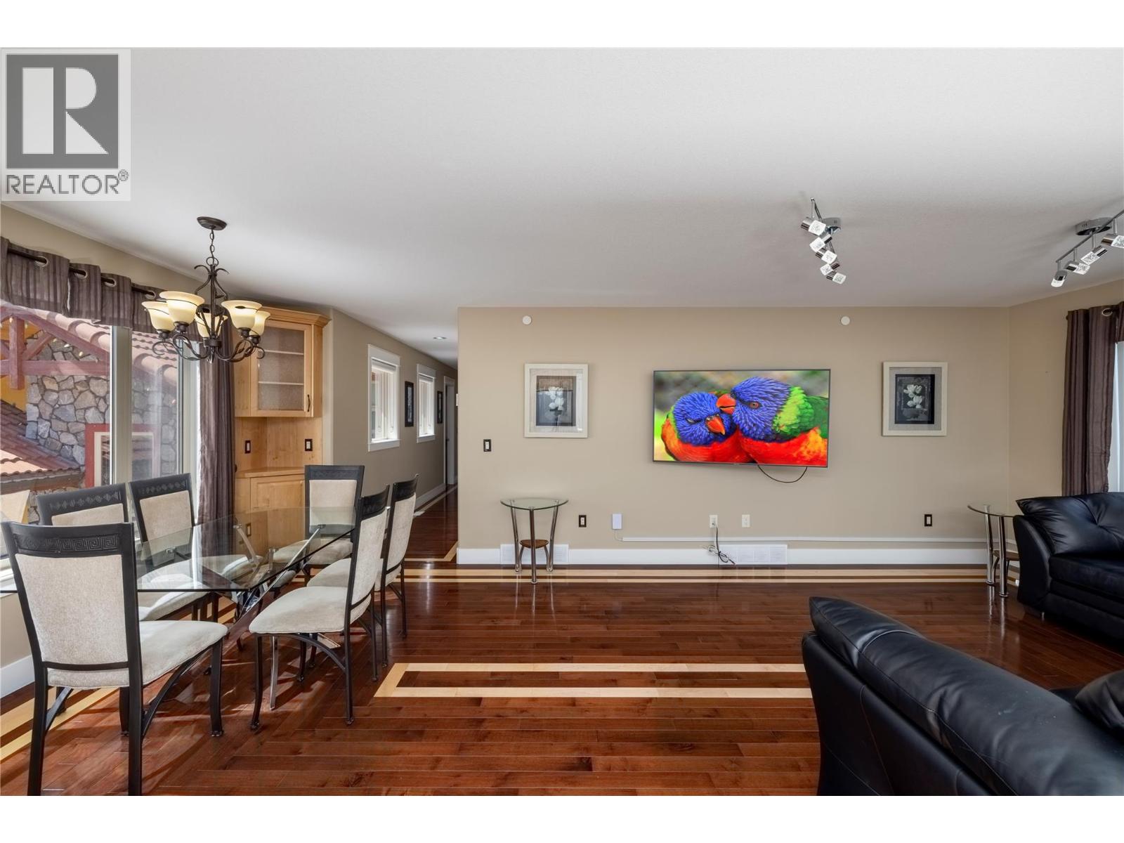  1727 Davidson Road, Lake Country