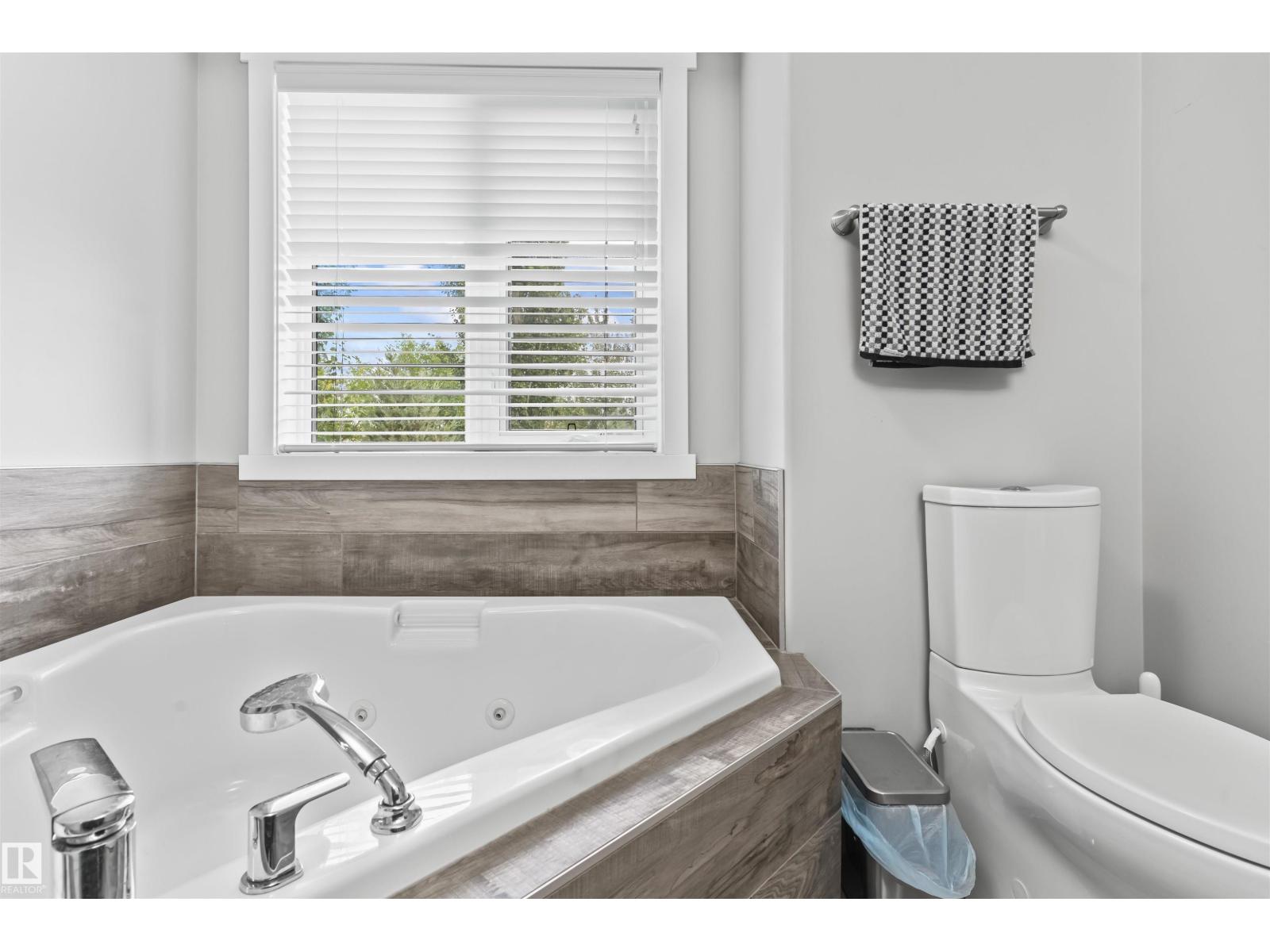 3747 30 ST NW, Edmonton