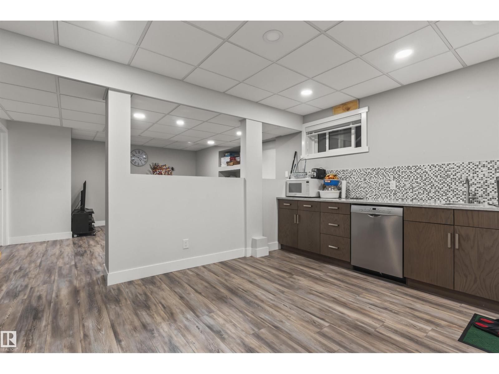 3747 30 ST NW, Edmonton