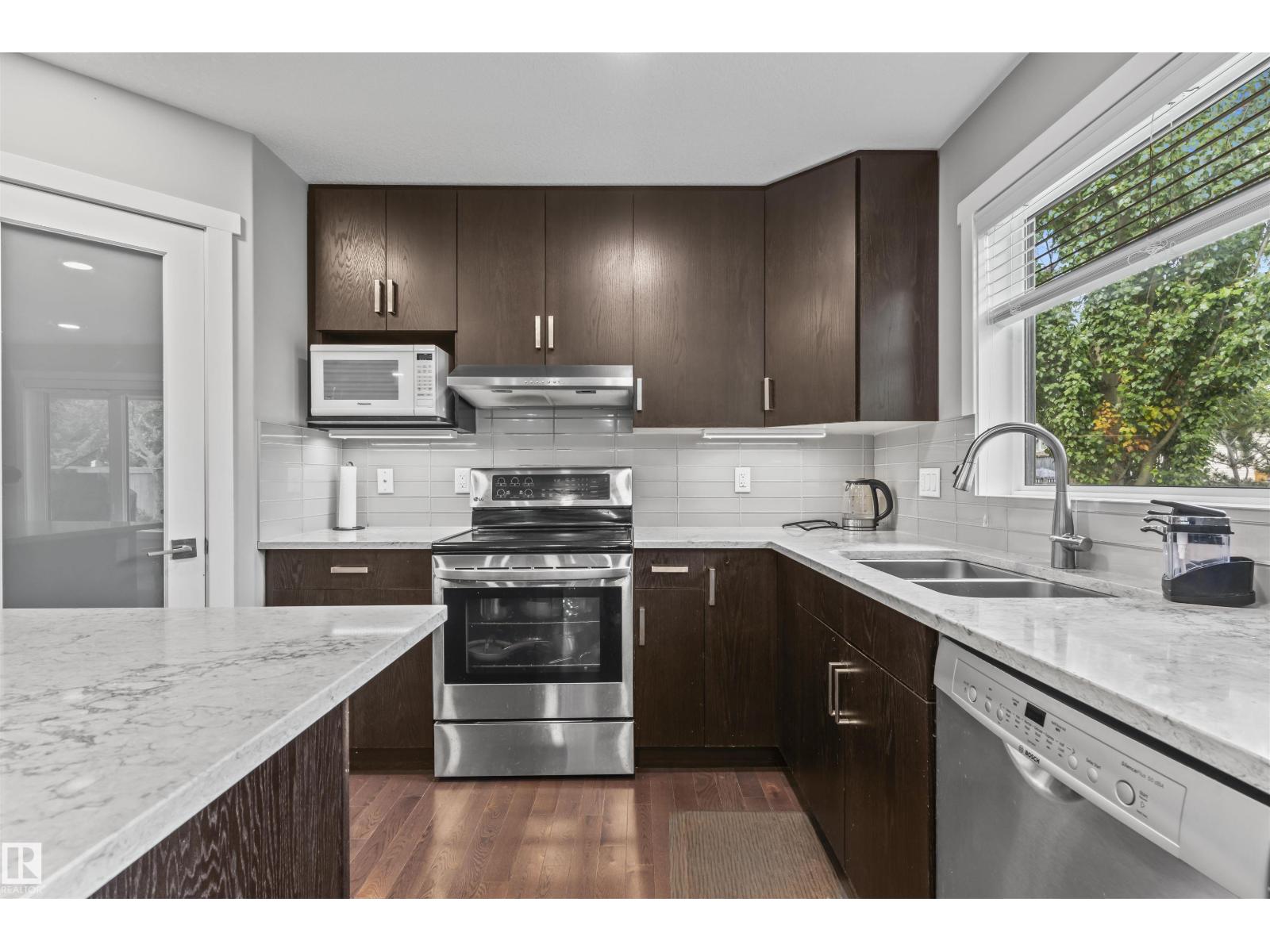 3747 30 ST NW, Edmonton