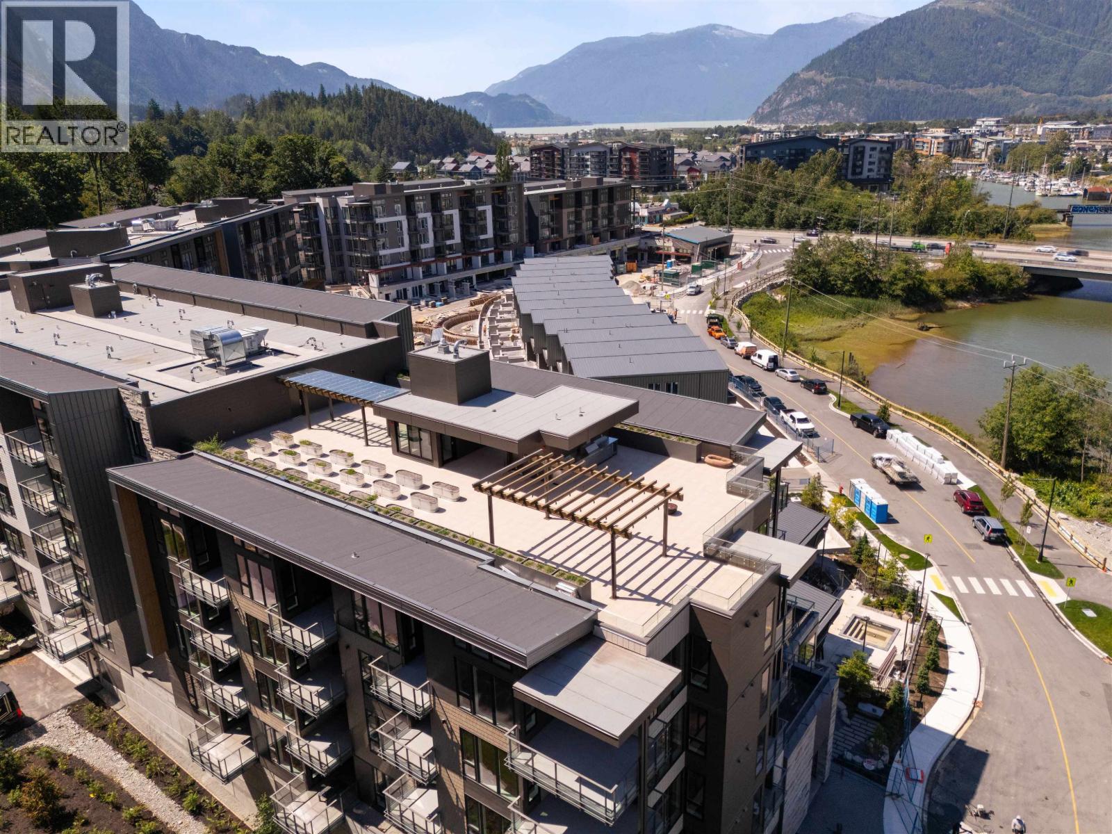 304 1506 SCOTT CRESCENT, Squamish