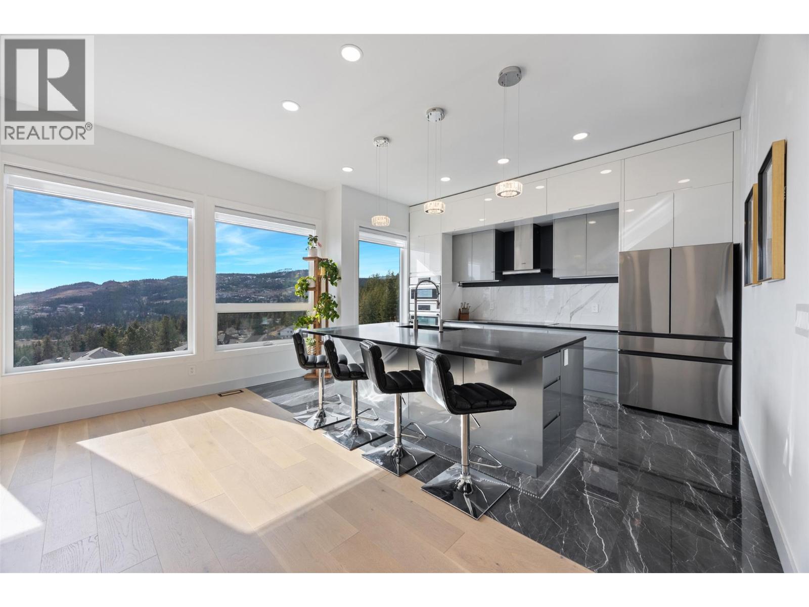  2863 Copper Ridge Drive, West Kelowna