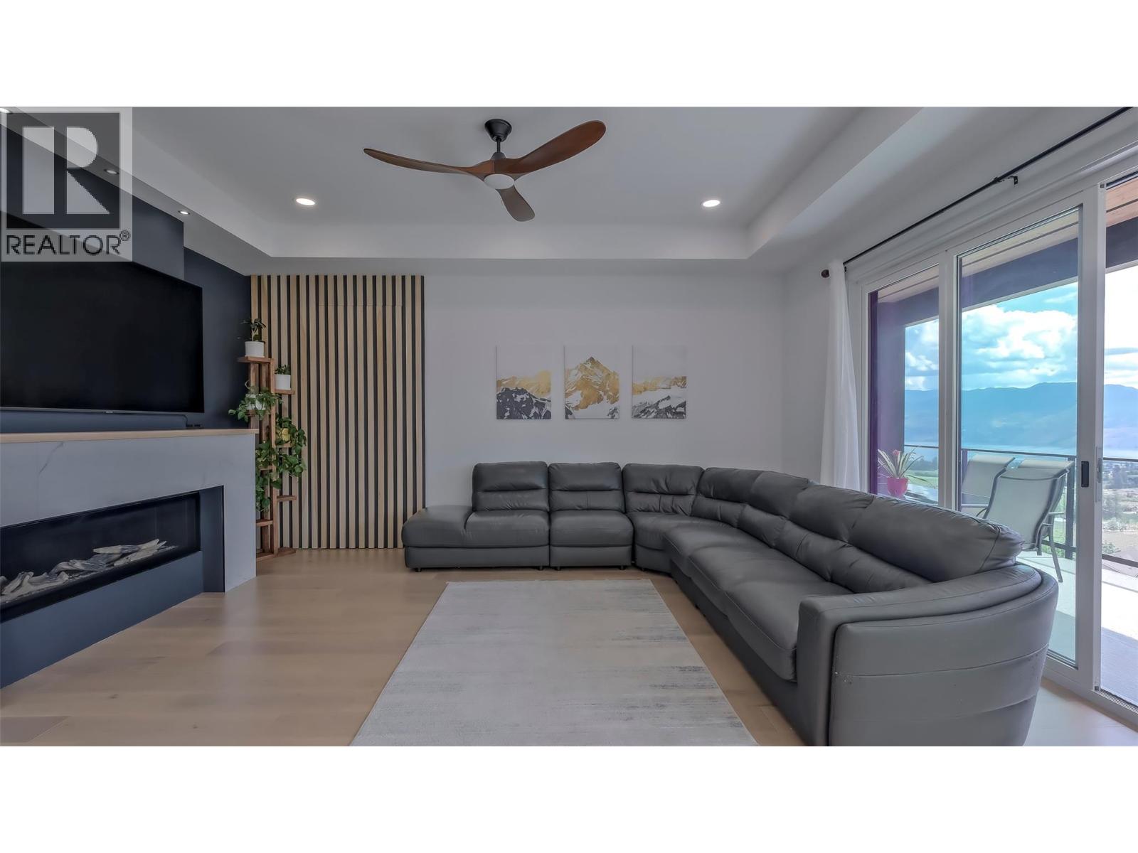  2863 Copper Ridge Drive, West Kelowna