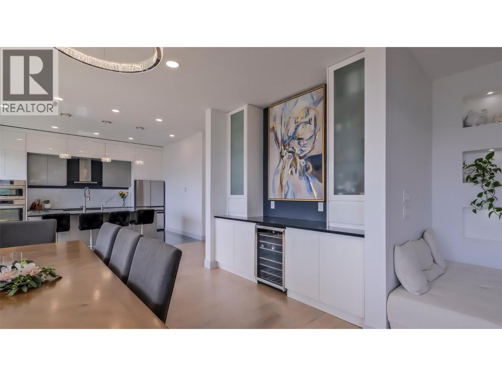  2863 Copper Ridge Drive, West Kelowna