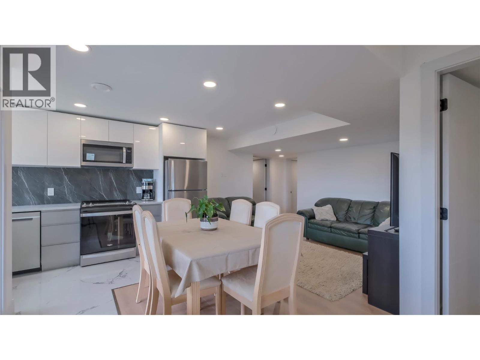  2863 Copper Ridge Drive, West Kelowna