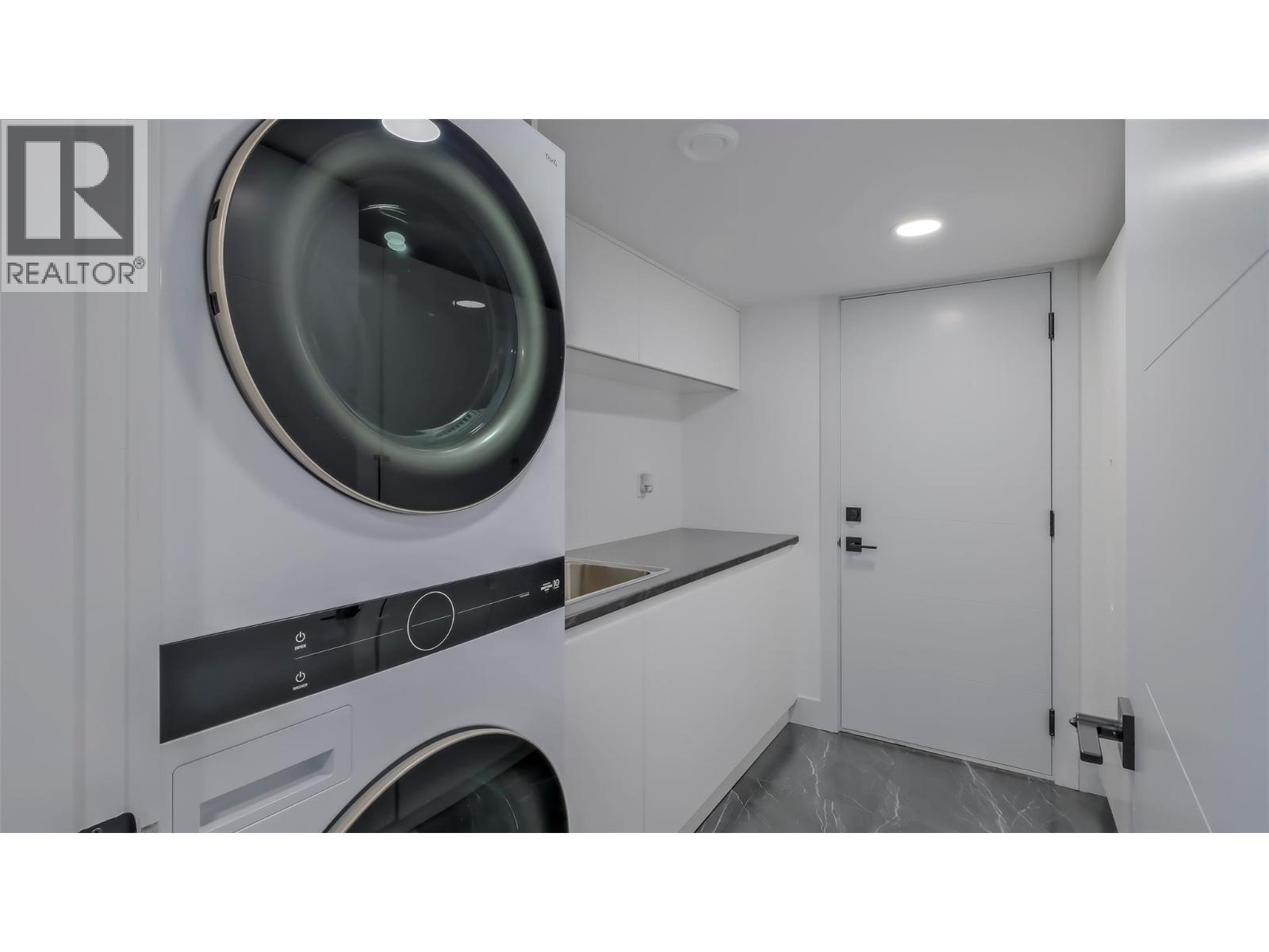  2863 Copper Ridge Drive, West Kelowna