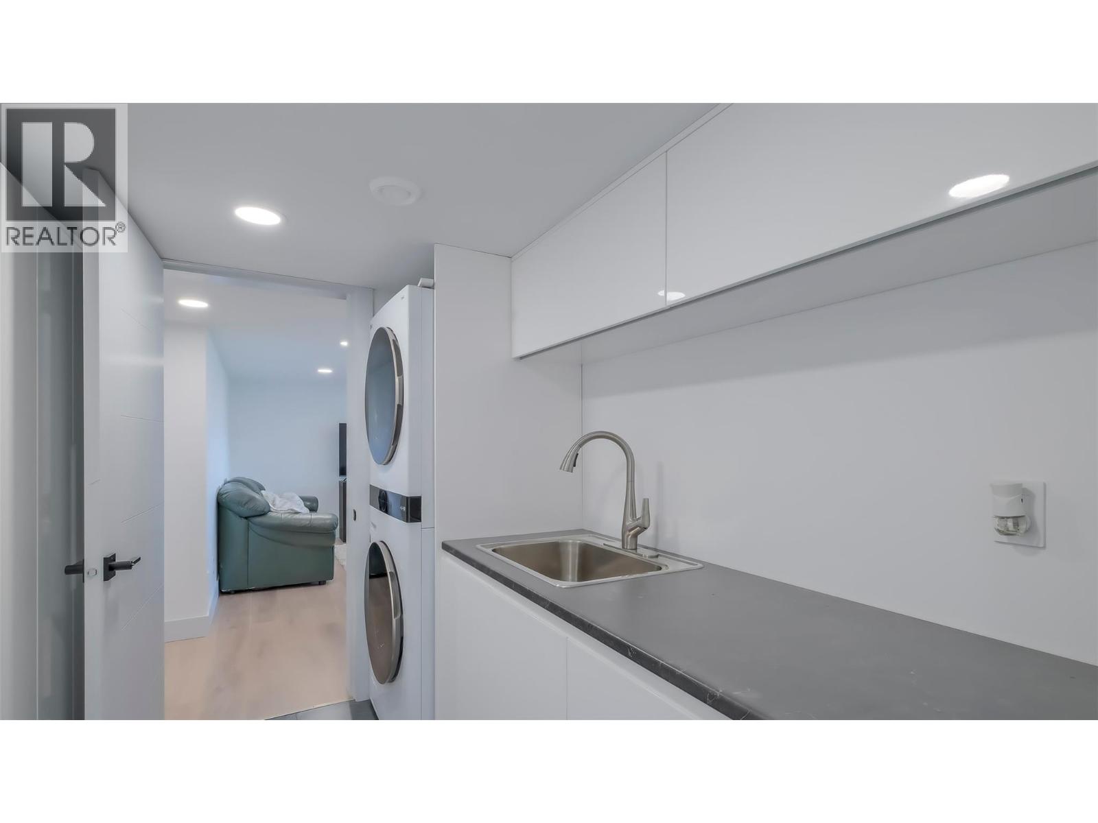  2863 Copper Ridge Drive, West Kelowna