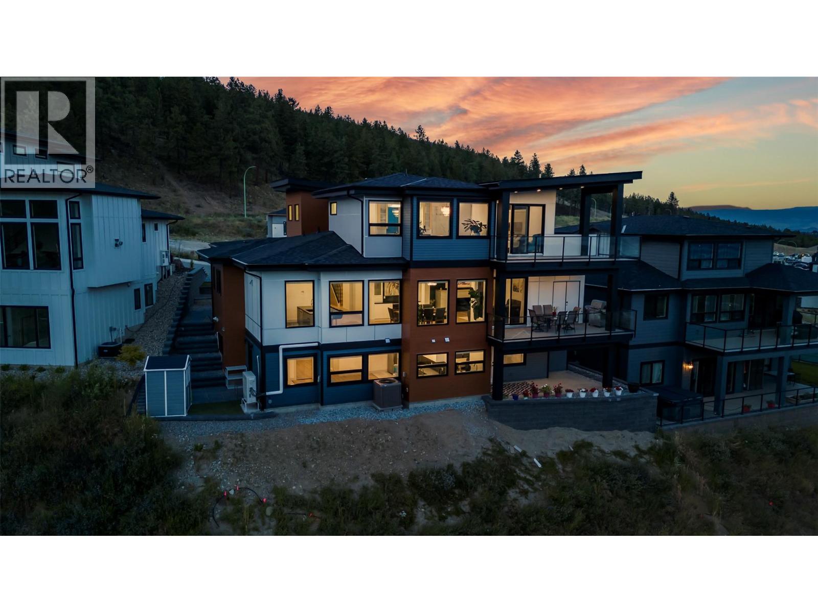  2863 Copper Ridge Drive, West Kelowna