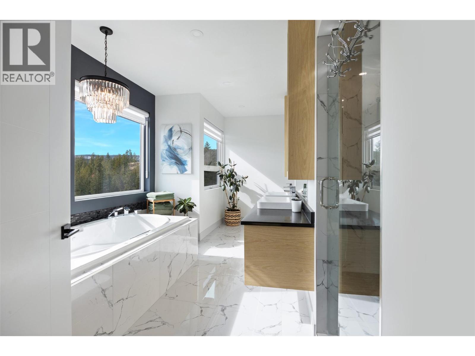  2863 Copper Ridge Drive, West Kelowna