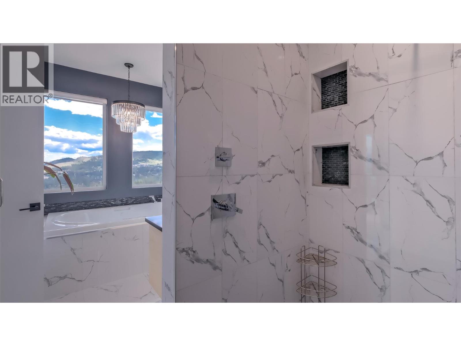  2863 Copper Ridge Drive, West Kelowna