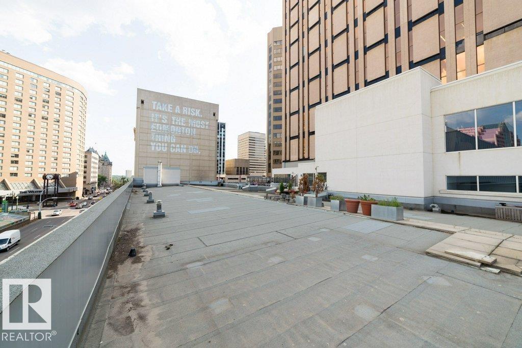 #208 10009 102 AV NW, Edmonton