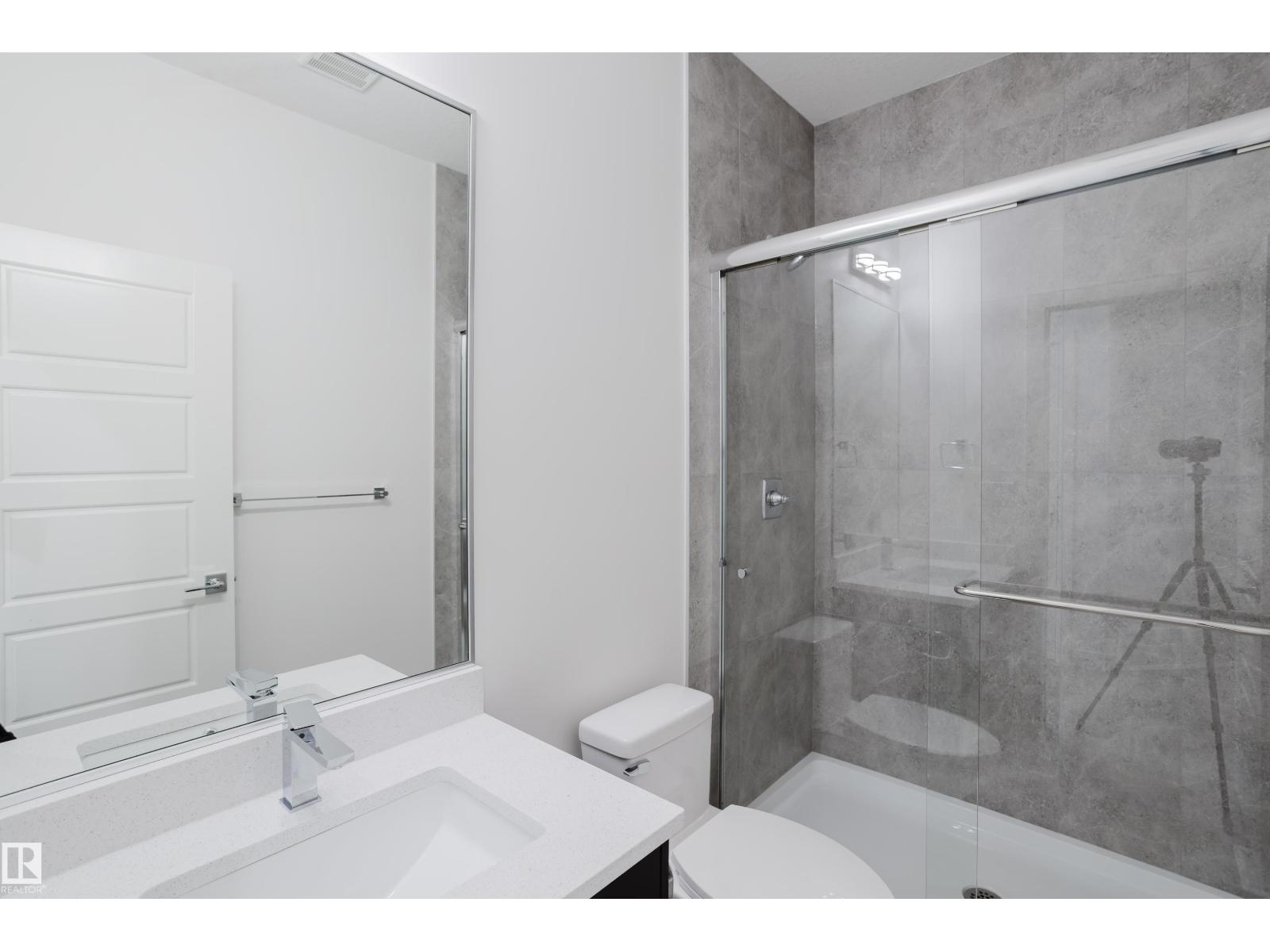 124 Mitchell BN, Leduc