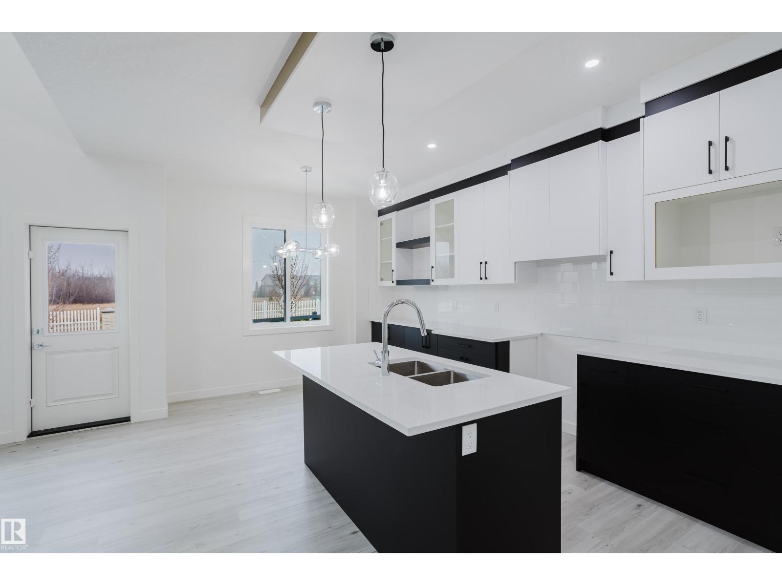 124 Mitchell BN, Leduc