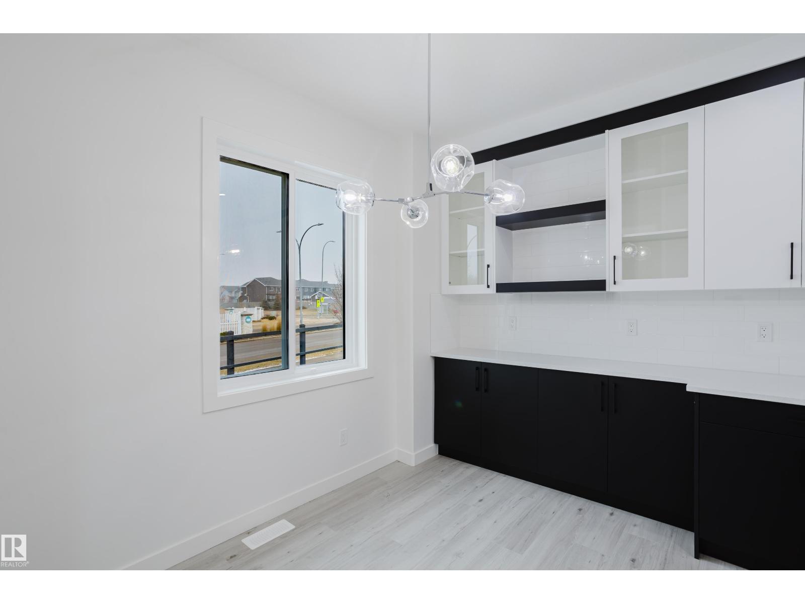 124 Mitchell BN, Leduc