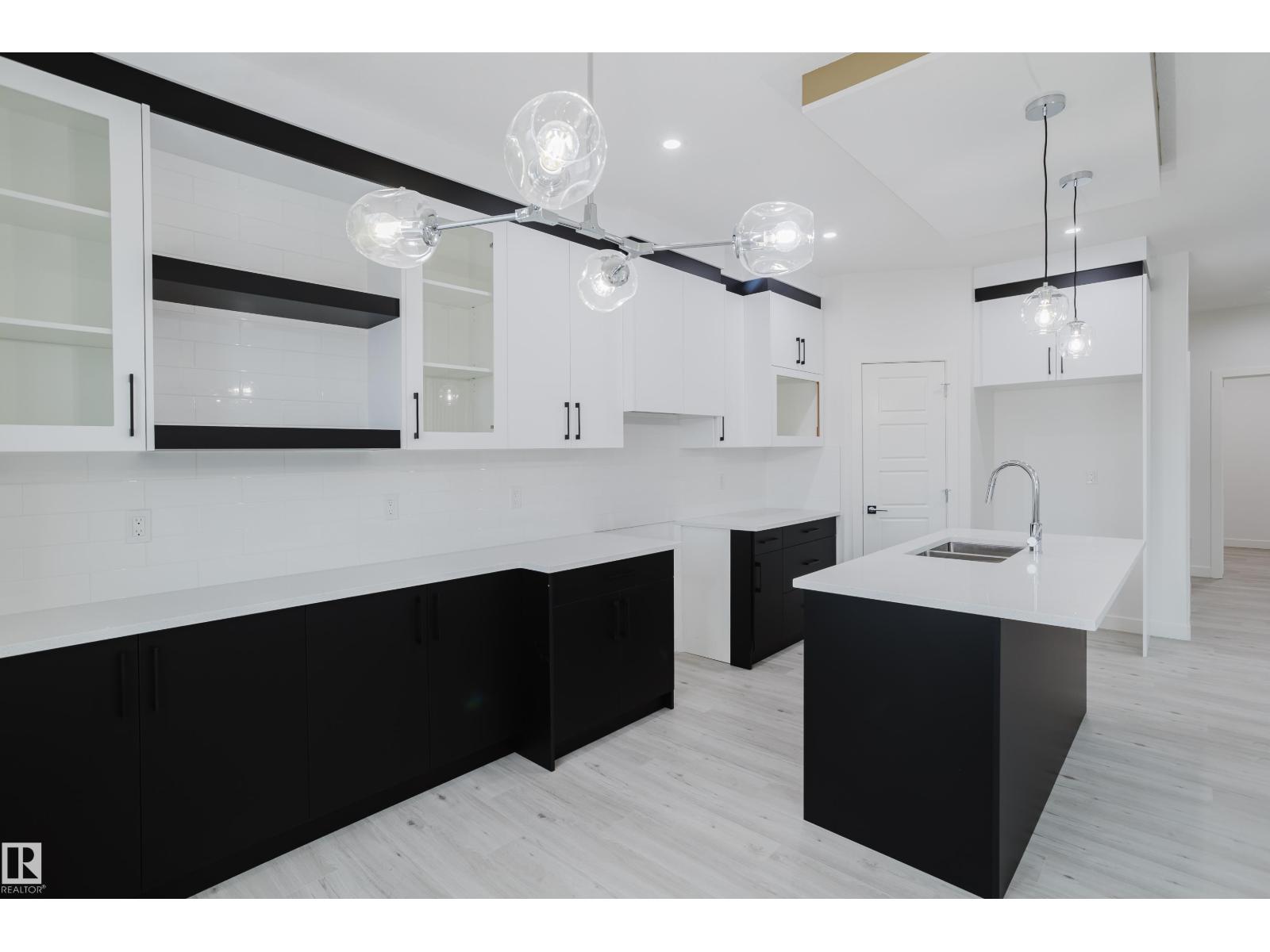 124 Mitchell BN, Leduc