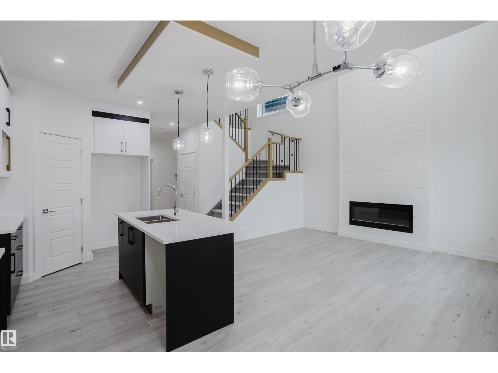 124 Mitchell BN, Leduc