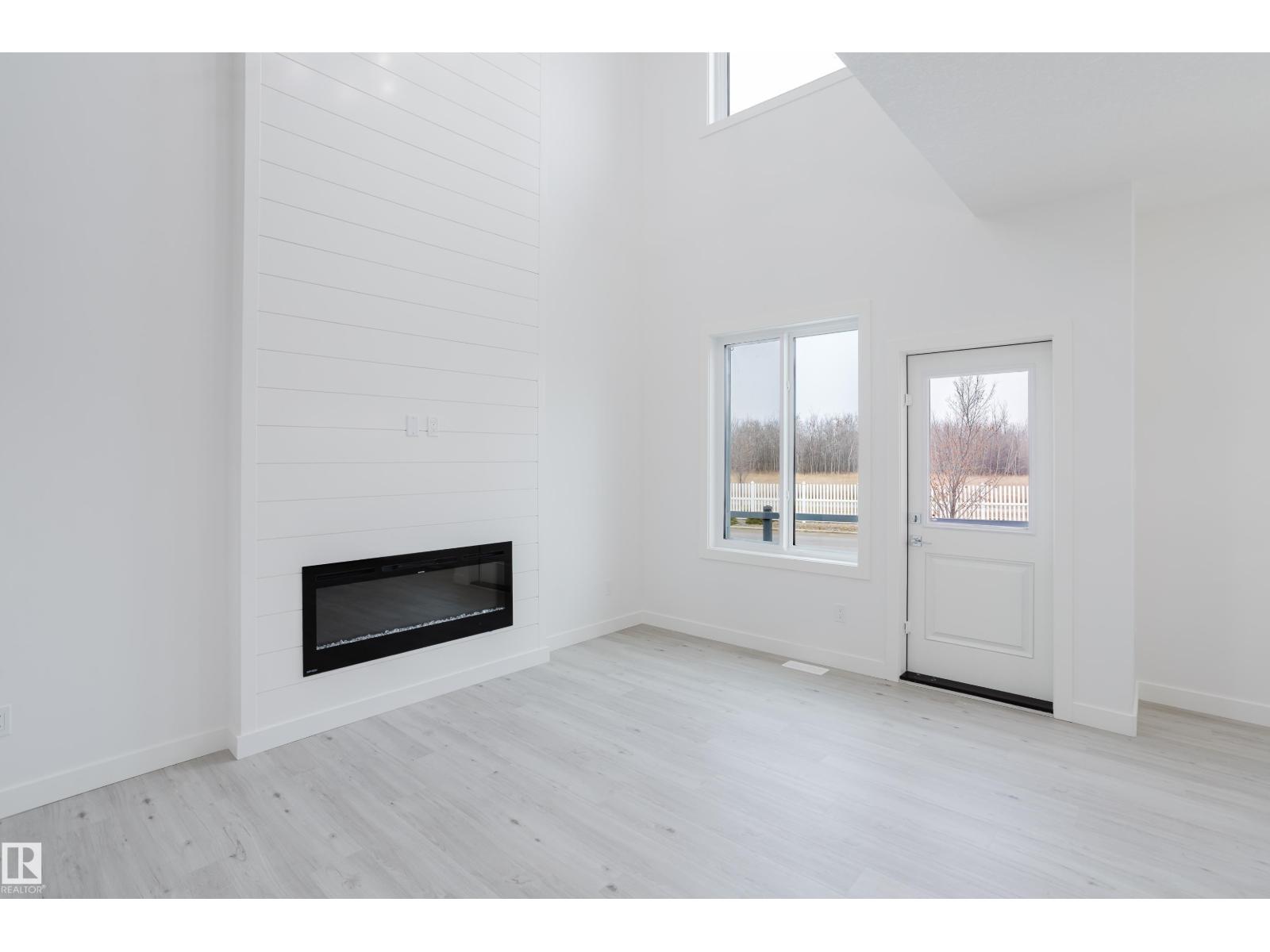 124 Mitchell BN, Leduc