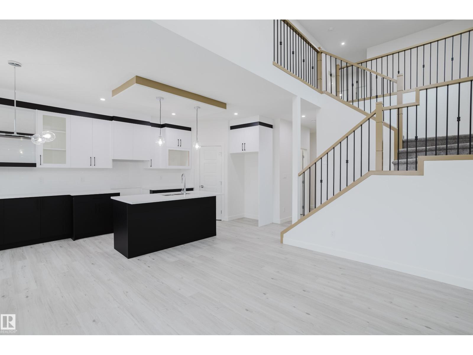 124 Mitchell BN, Leduc