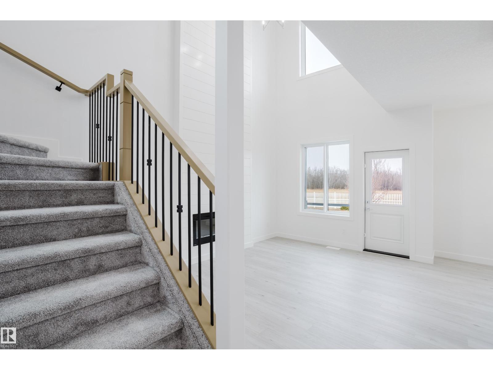 124 Mitchell BN, Leduc