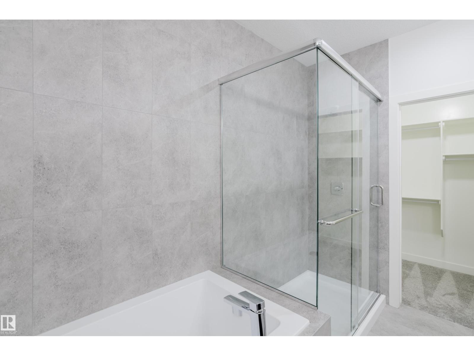 124 Mitchell BN, Leduc