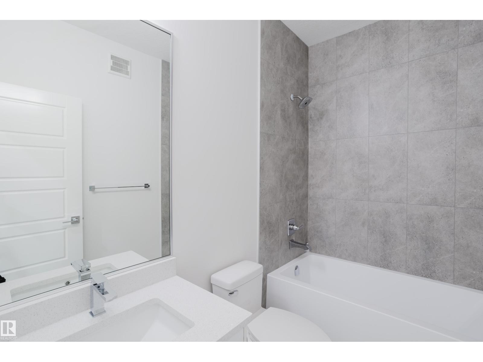 124 Mitchell BN, Leduc