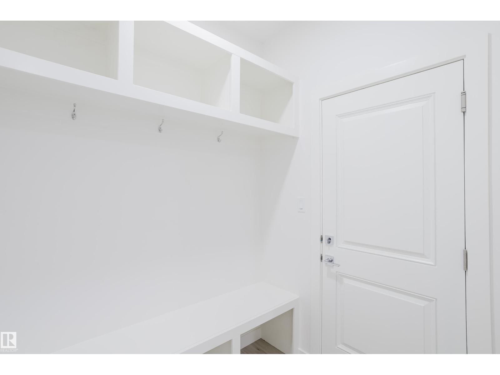 124 Mitchell BN, Leduc