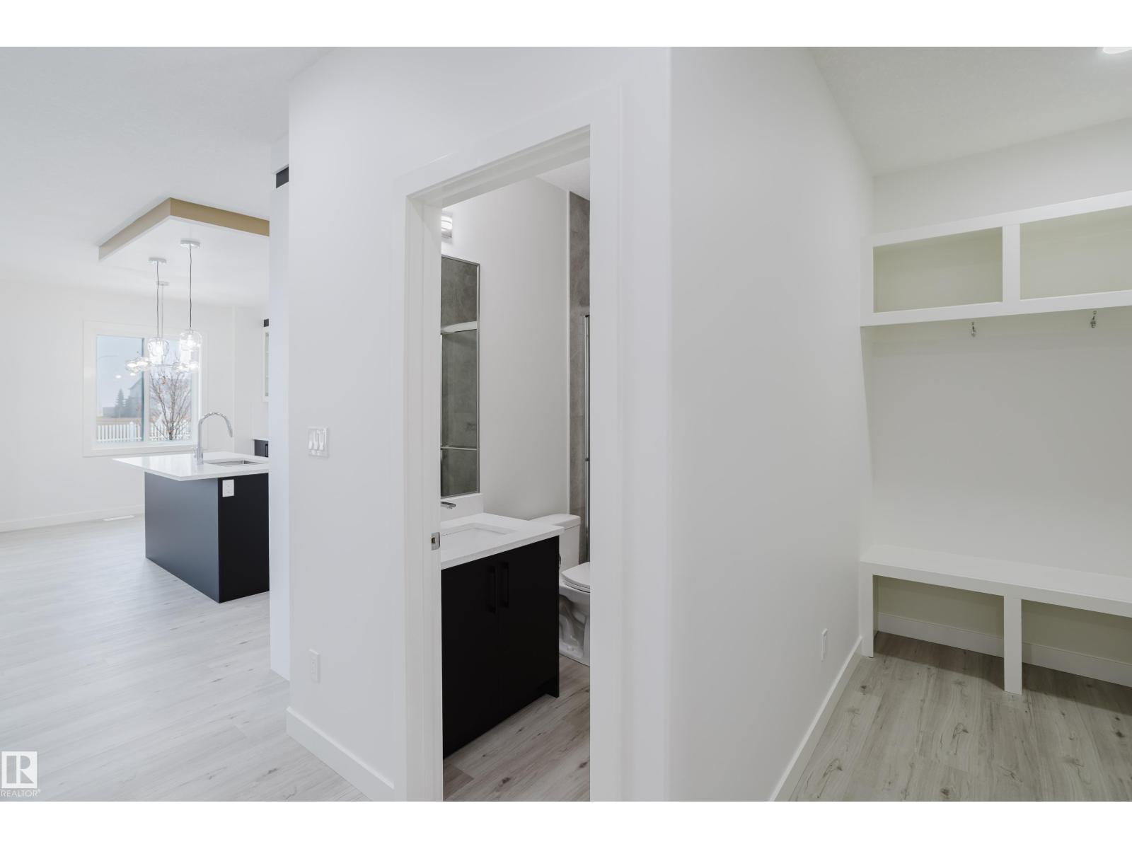 124 Mitchell BN, Leduc