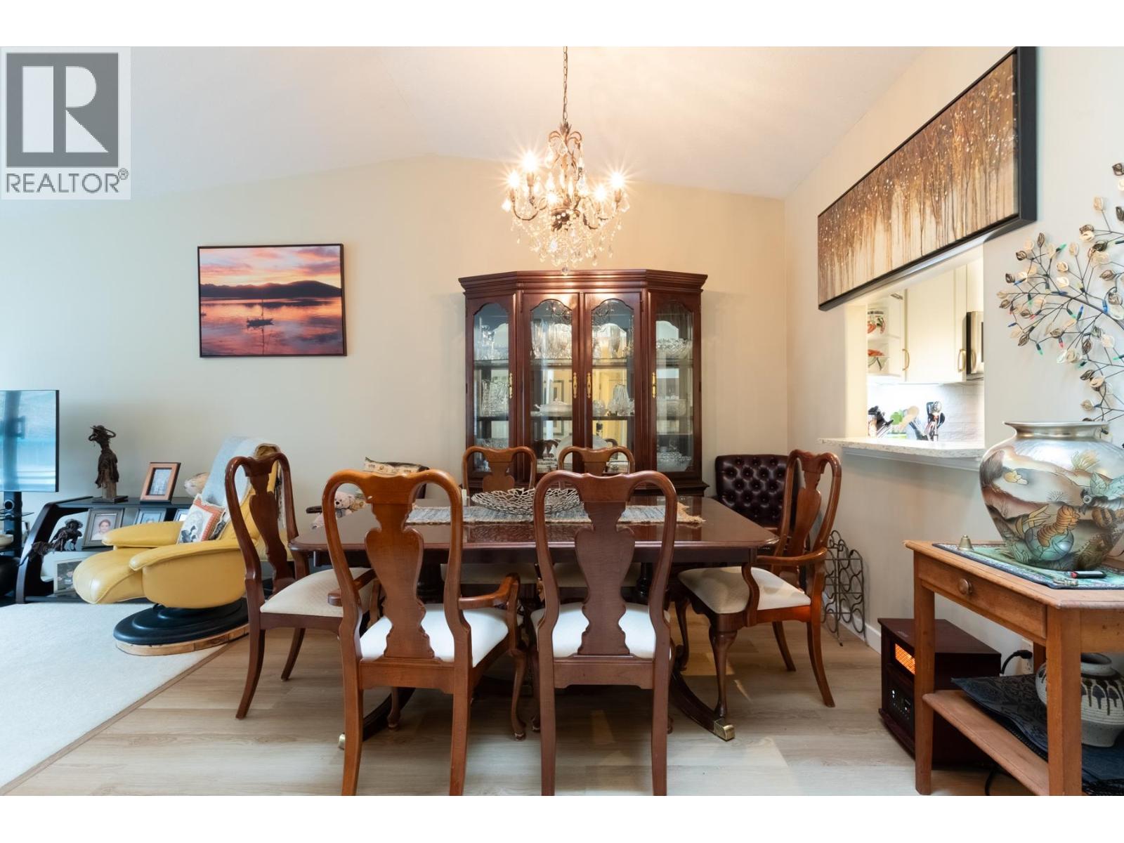 41 555 EAGLECREST DRIVE, Gibsons