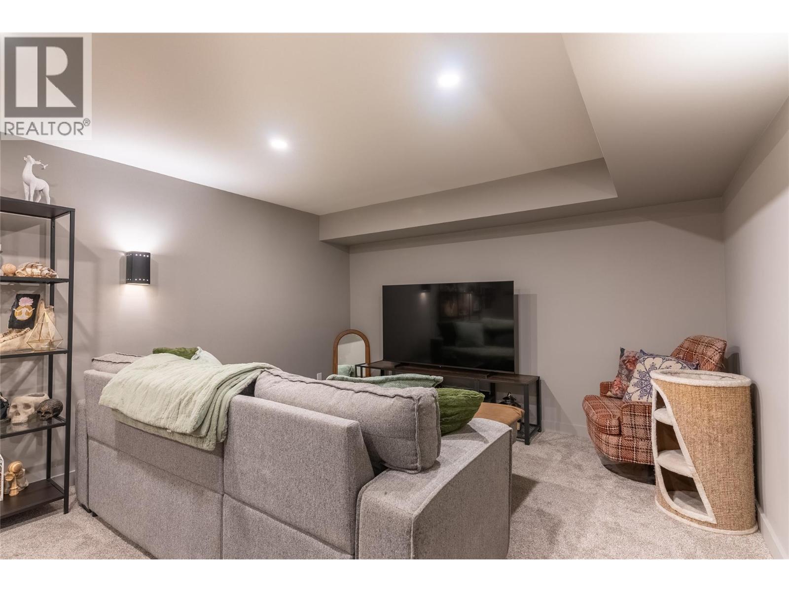 1915 GLEN GARY DRIVE - 23