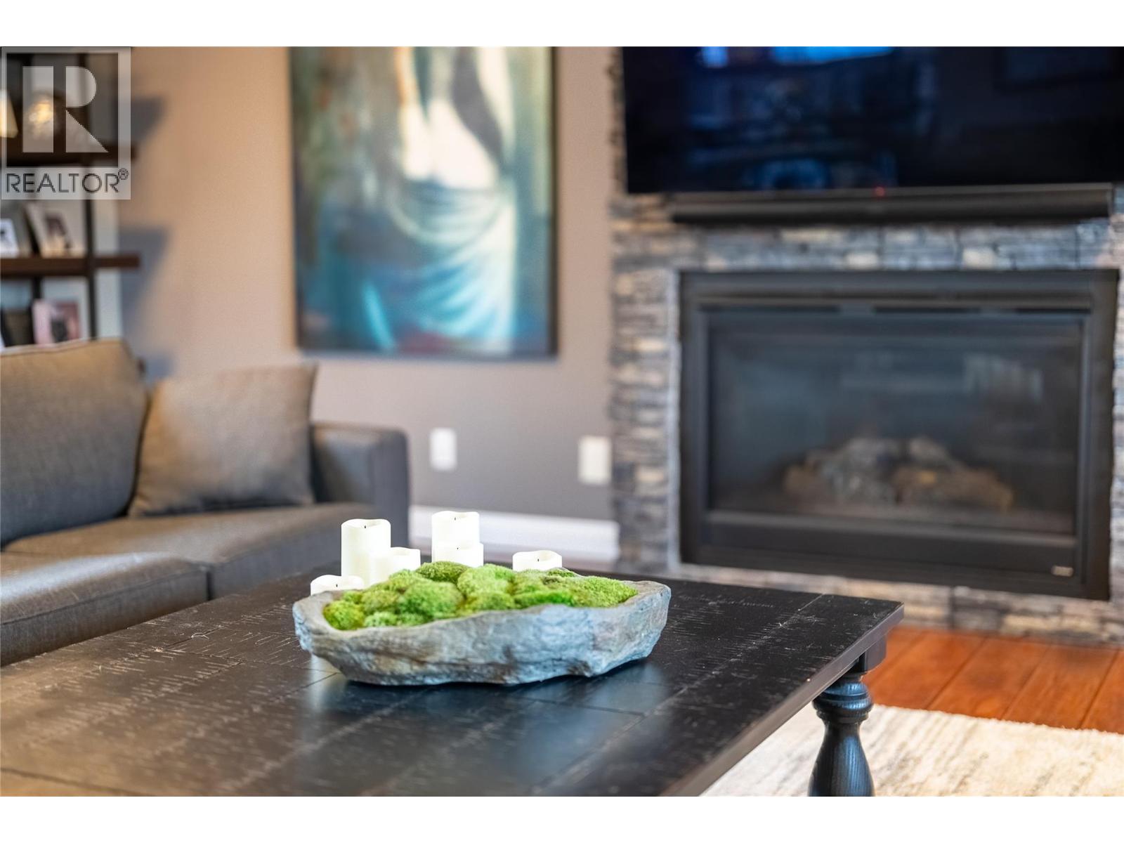 1915 GLEN GARY DRIVE - 31