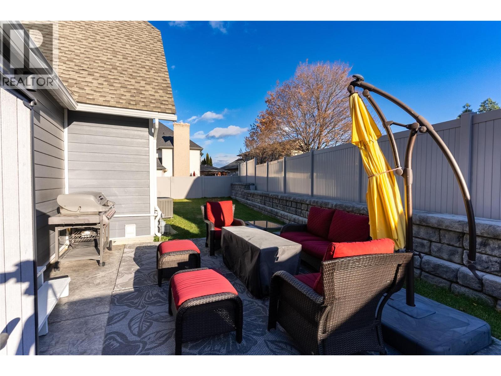 1915 GLEN GARY DRIVE - 43