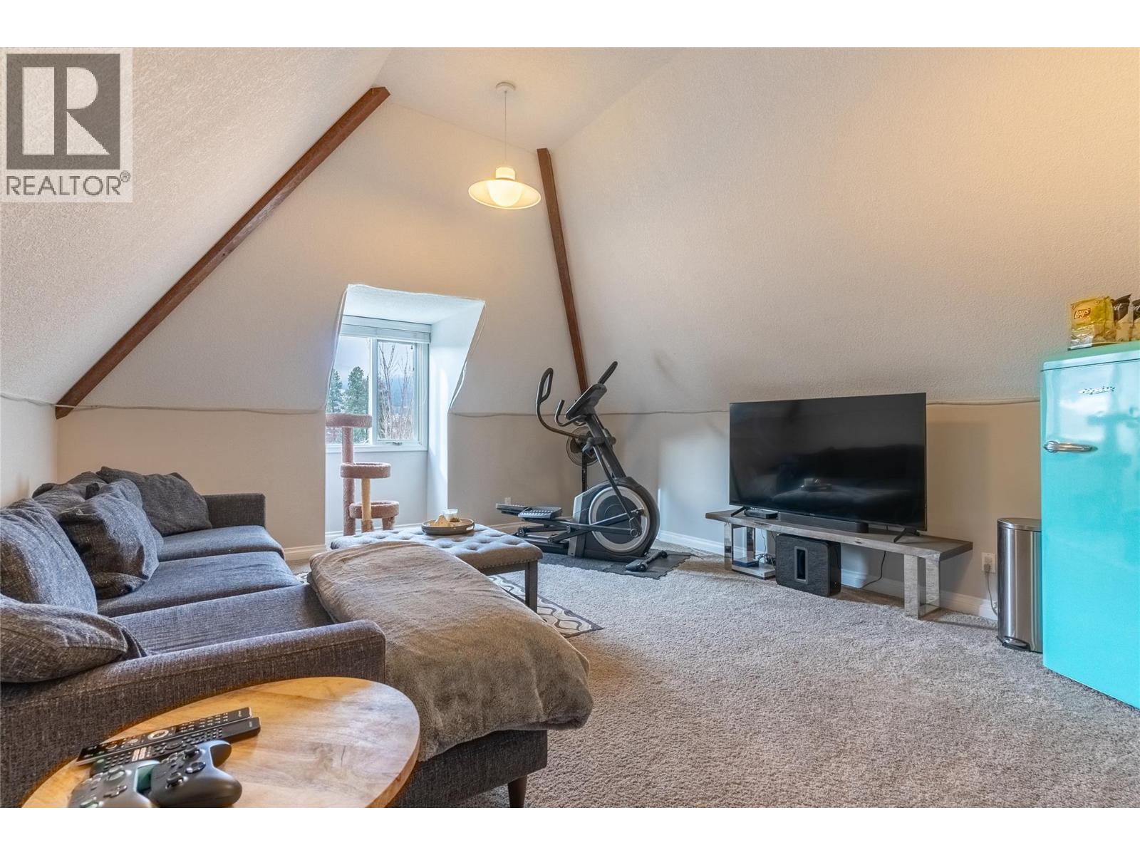 1915 GLEN GARY DRIVE - 15