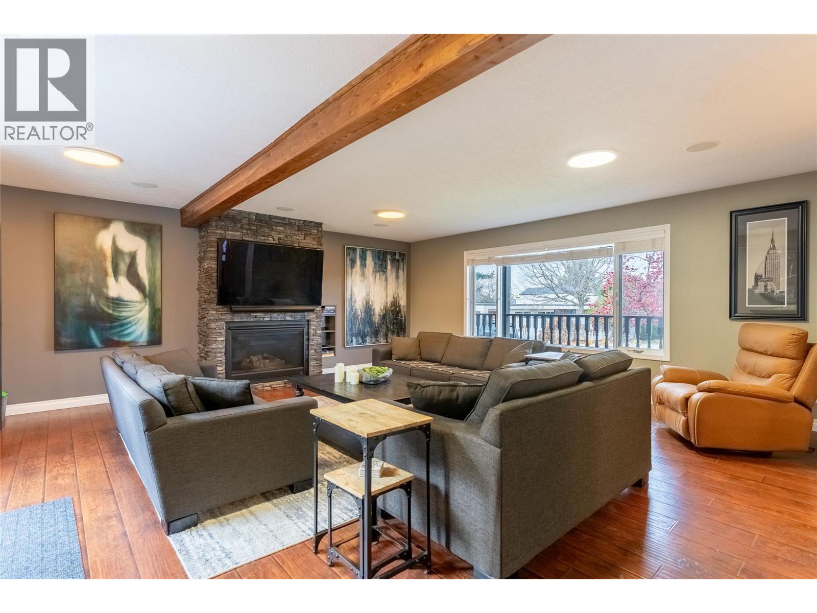 1915 GLEN GARY DRIVE - 25