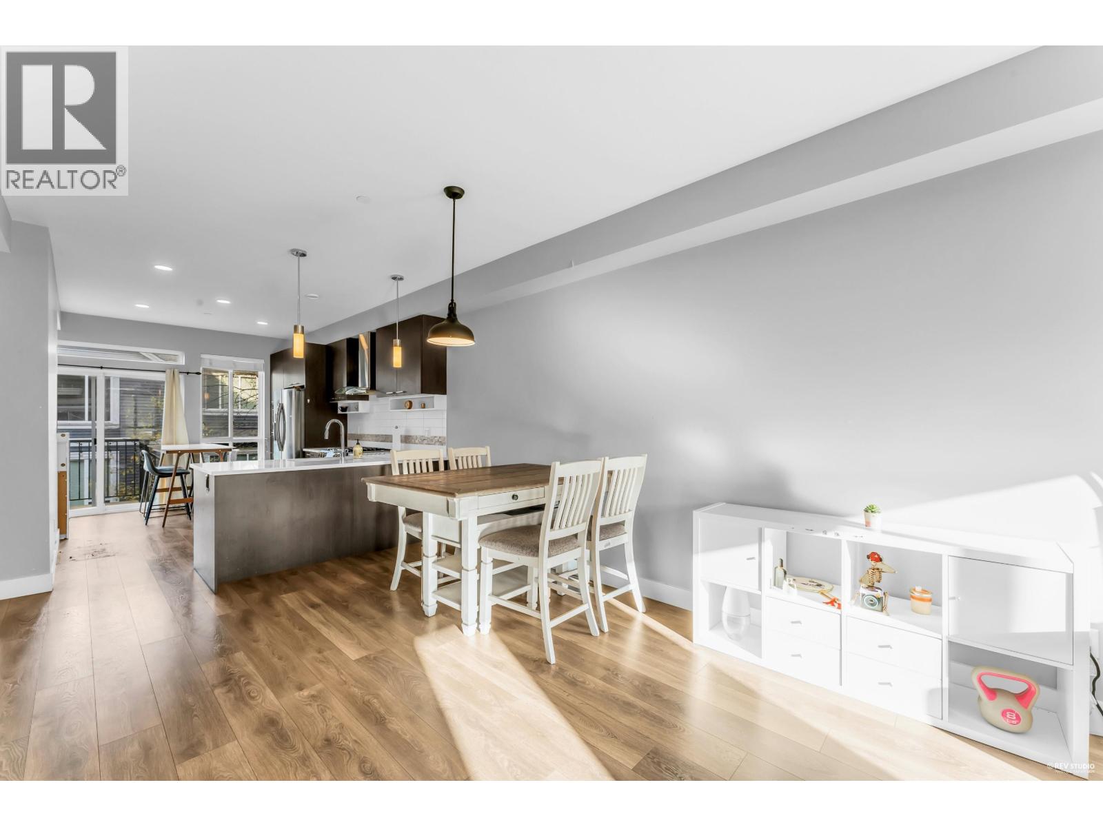 517 4688 HAWK LANE, Tsawwassen