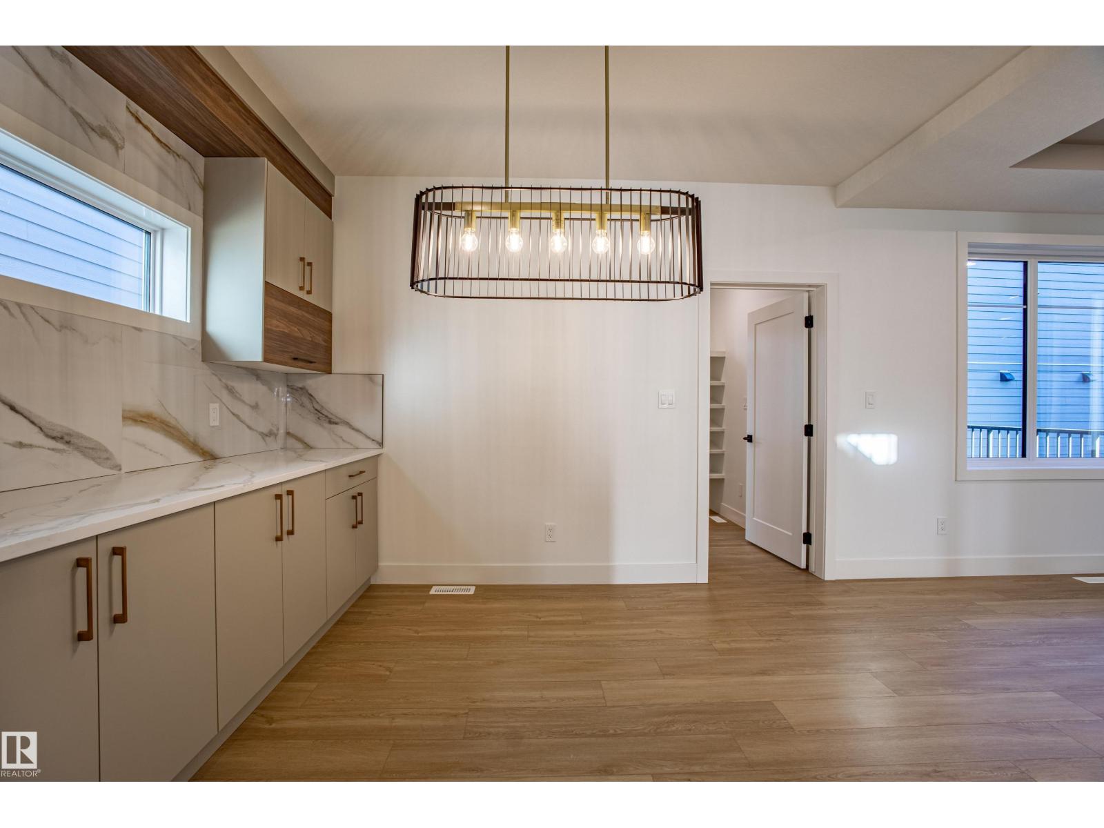 6115 CRAWFORD DR SW, Edmonton