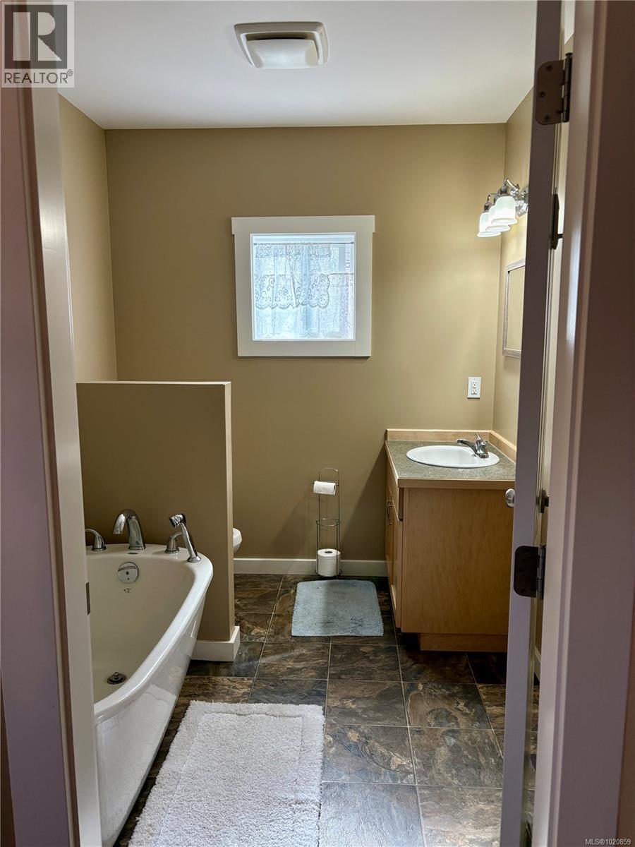 4720 Athol St, Port Alberni