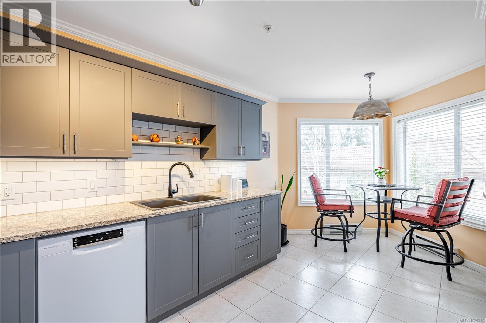 306 1 Buddy Rd, View Royal