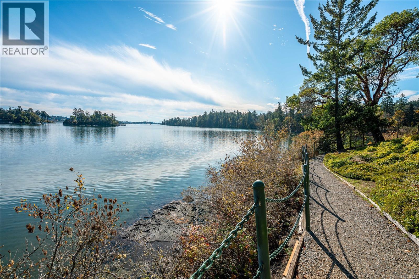 306 1 Buddy Rd, View Royal