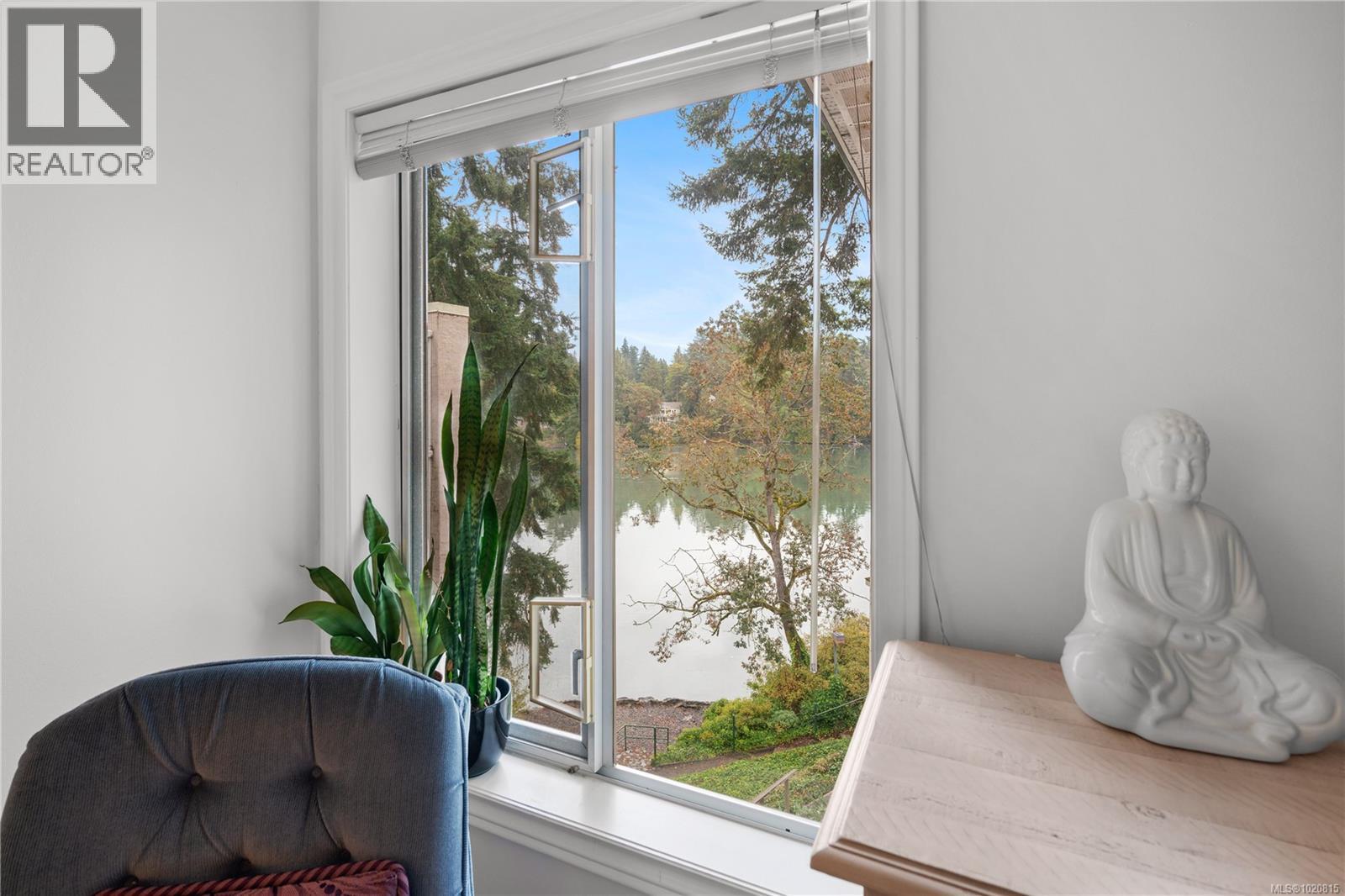 304 1 Buddy Rd, View Royal